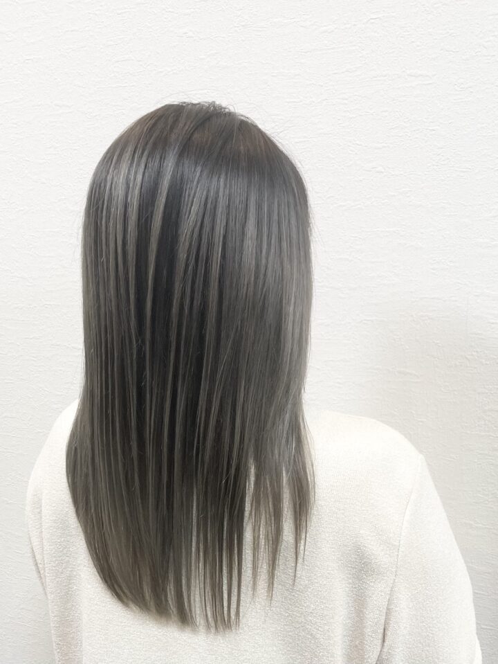 シャドールーツのバレイヤージュグレージュの画像